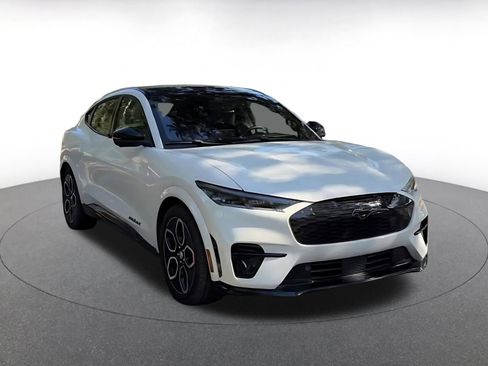 Used 2023 Ford Mustang Mach-E GT image 3