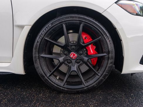 Used 2025 Honda Civic Type R image 10