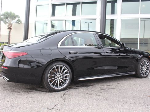 New 2026 Mercedes-Benz S 580e 4MATIC Sedan image 7