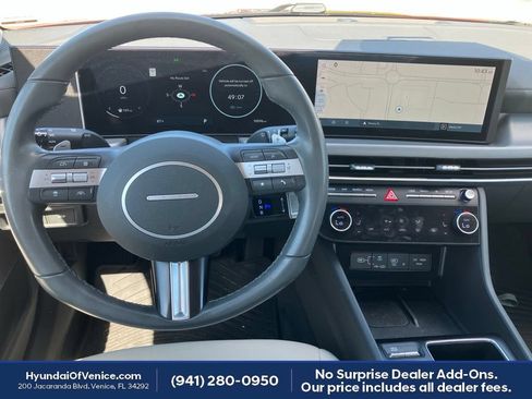 Used 2024 Hyundai Sonata SEL w/ Convenience Package FWD image 3