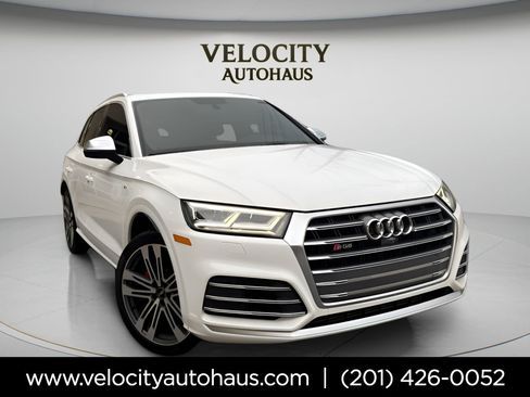 Used 2018 Audi SQ5 Prestige AWD/4WD image 1