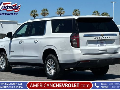 Used 2023 Chevrolet Suburban LT AWD/4WD image 6