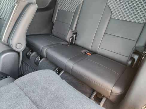 Used 2025 GMC Acadia Denali w/ LPO, Floor Liner Package FWD image 14