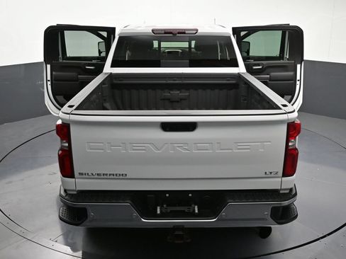 Used 2022 Chevrolet Silverado 2500 LTZ w/ LTZ Plus Package AWD/4WD image 35