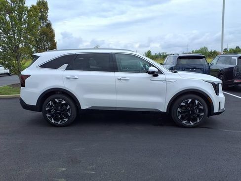New 2026 Kia Sorento EX FWD image 2