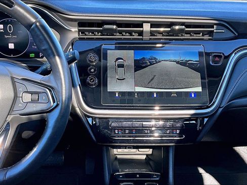 Used 2023 Chevrolet Bolt EUV Premier w/ Sun & Sound Package image 8