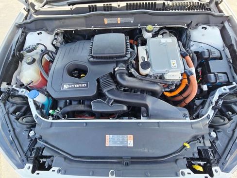 Used 2018 Ford Fusion SE image 34