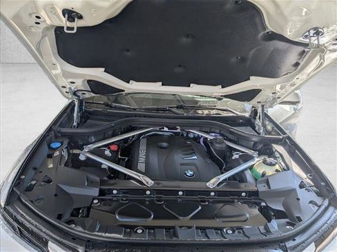 New 2026 BMW X7 xDrive40i image 21