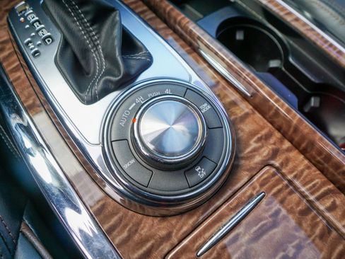 Used 2020 Nissan Armada SL w/ Premium Package image 30