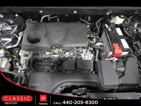 Certified 2025 Toyota RAV4 XLE FWD image 21