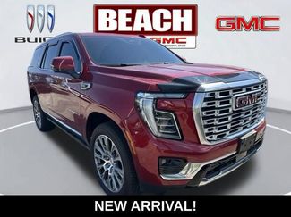 Used 2025 GMC Yukon Denali w/ Sun & Power Step Package AWD/4WD video 1