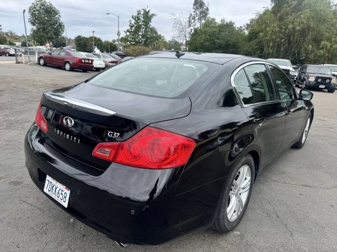 Used 2013 INFINITI G37 Journey w/ Premium Pkg RWD image 8