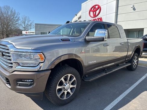 Used 2023 RAM 2500 Limited image 2