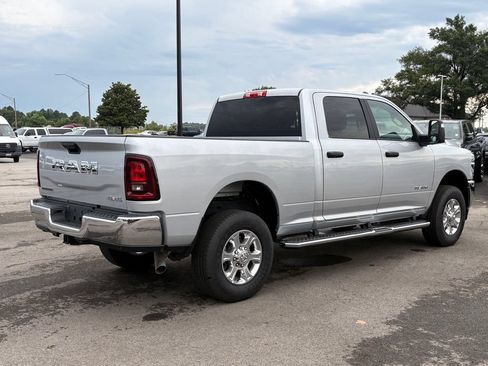 Used 2026 RAM 2500 Big Horn AWD/4WD image 8