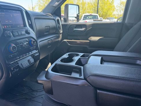 Used 2022 Chevrolet Silverado 2500 LT w/ Fleet Comfort Package AWD/4WD image 27