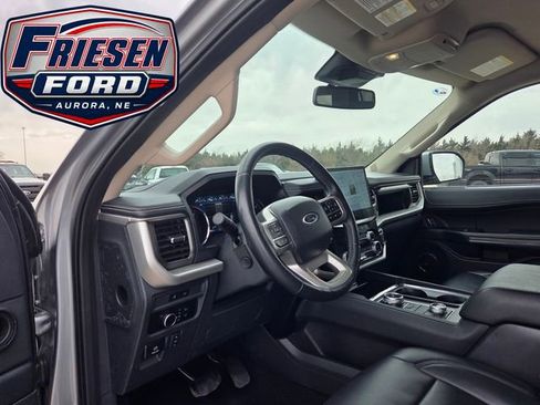 Used 2024 Ford Expedition Max XLT AWD/4WD image 12