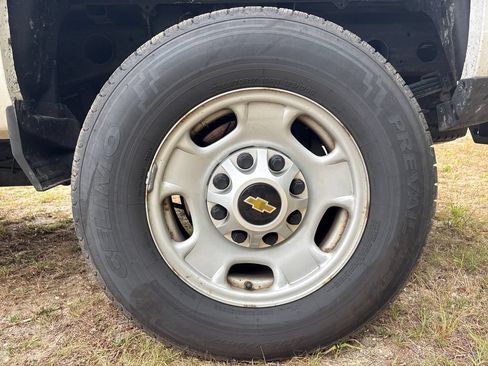 Used 2019 Chevrolet Silverado 2500 W/T w/ WT Convenience Package AWD/4WD image 10