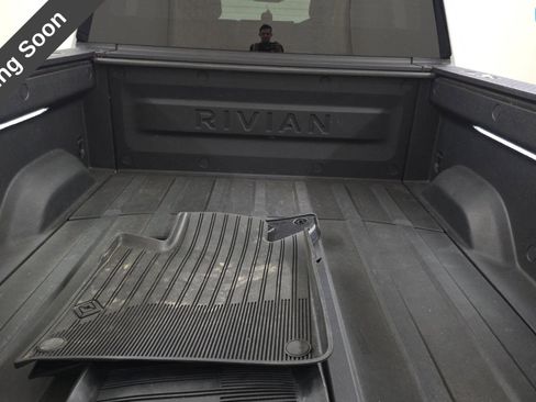 Used 2022 Rivian R1T Adventure image 14