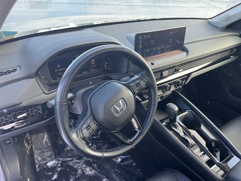 Used 2024 Honda Accord EX-L image 10
