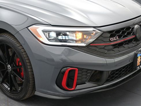 Used 2024 Volkswagen Jetta GLI 40th Anniversary Edition FWD image 16
