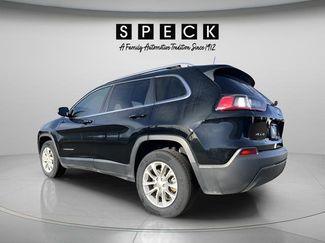 Used 2019 Jeep Cherokee Latitude w/ Popular Appearance Group AWD/4WD video 3