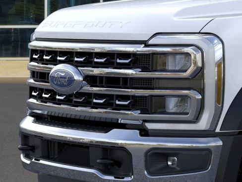 New 2026 Ford F550 4x4 Crew Cab Super Duty image 17
