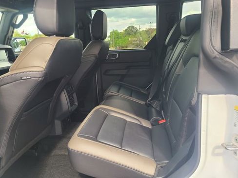 New 2026 Ford Bronco Outer Banks AWD/4WD image 5