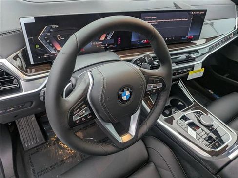New 2026 BMW X5 xDrive40i image 3