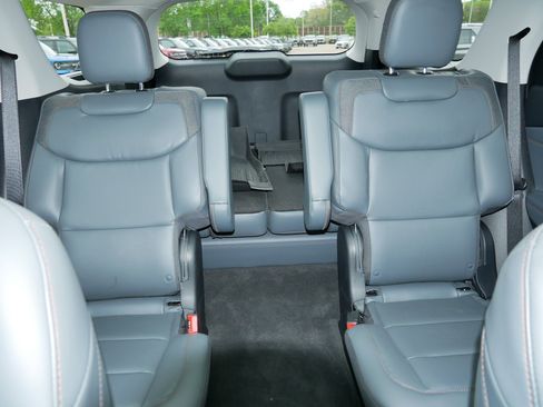 Used 2026 Ford Explorer Active w/ Active Comfort Package AWD/4WD image 13
