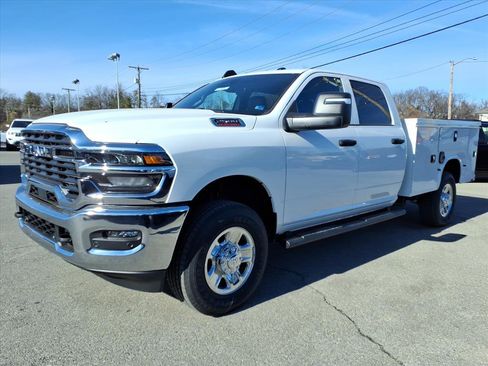 New 2026 RAM 2500 Tradesman image 8