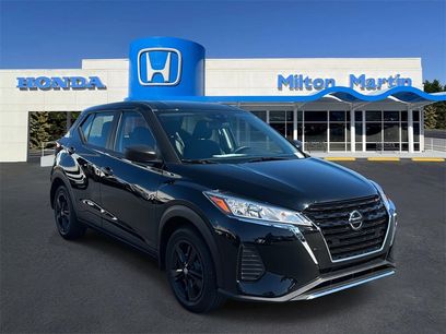 Used 2021 Nissan Kicks S