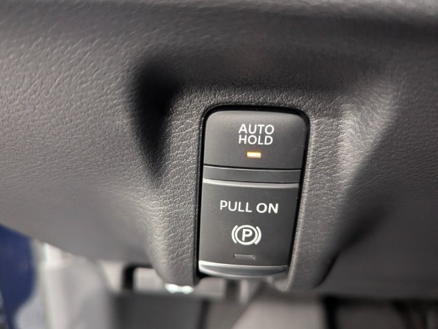 Used 2025 Nissan Murano SL AWD/4WD image 14