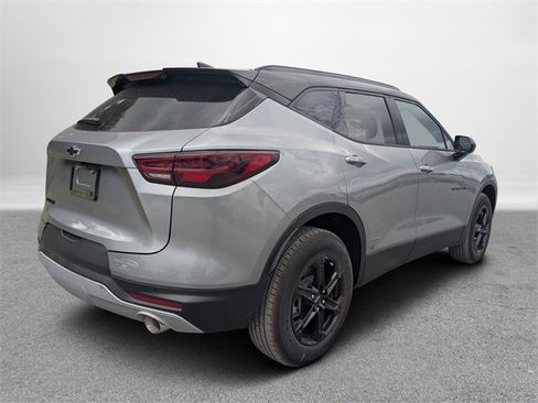 New 2025 Chevrolet Blazer LT w/ Midnight/Sport Edition image 4