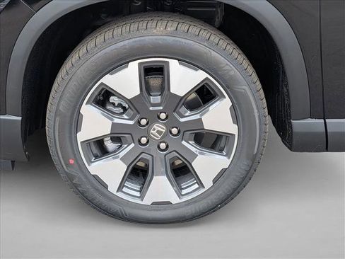 New 2026 Honda Pilot Touring image 10