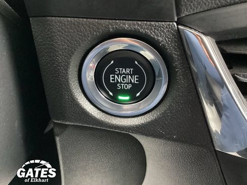Used 2025 Buick Encore GX Preferred AWD/4WD image 19