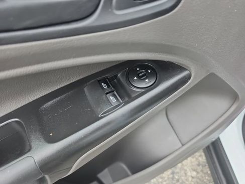 Used 2020 Ford Transit Connect XL image 13