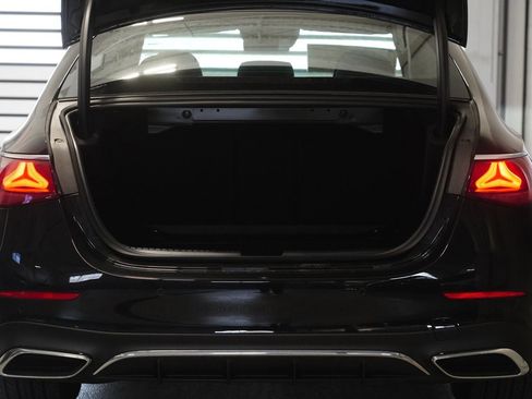 New 2026 Mercedes-Benz E 350 4MATIC Sedan image 33