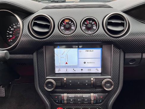 Used 2016 Ford Mustang Shelby GT350 w/ Technology Package image 19