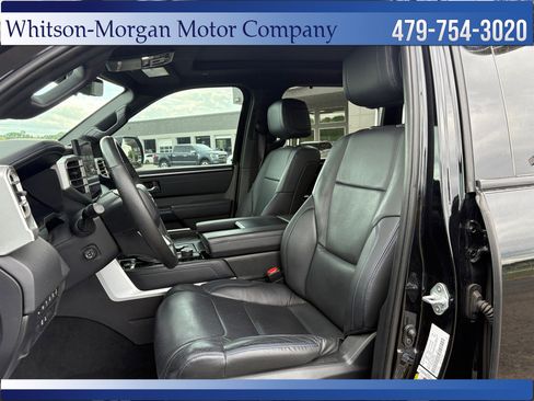 Used 2024 Toyota Tundra Platinum image 9