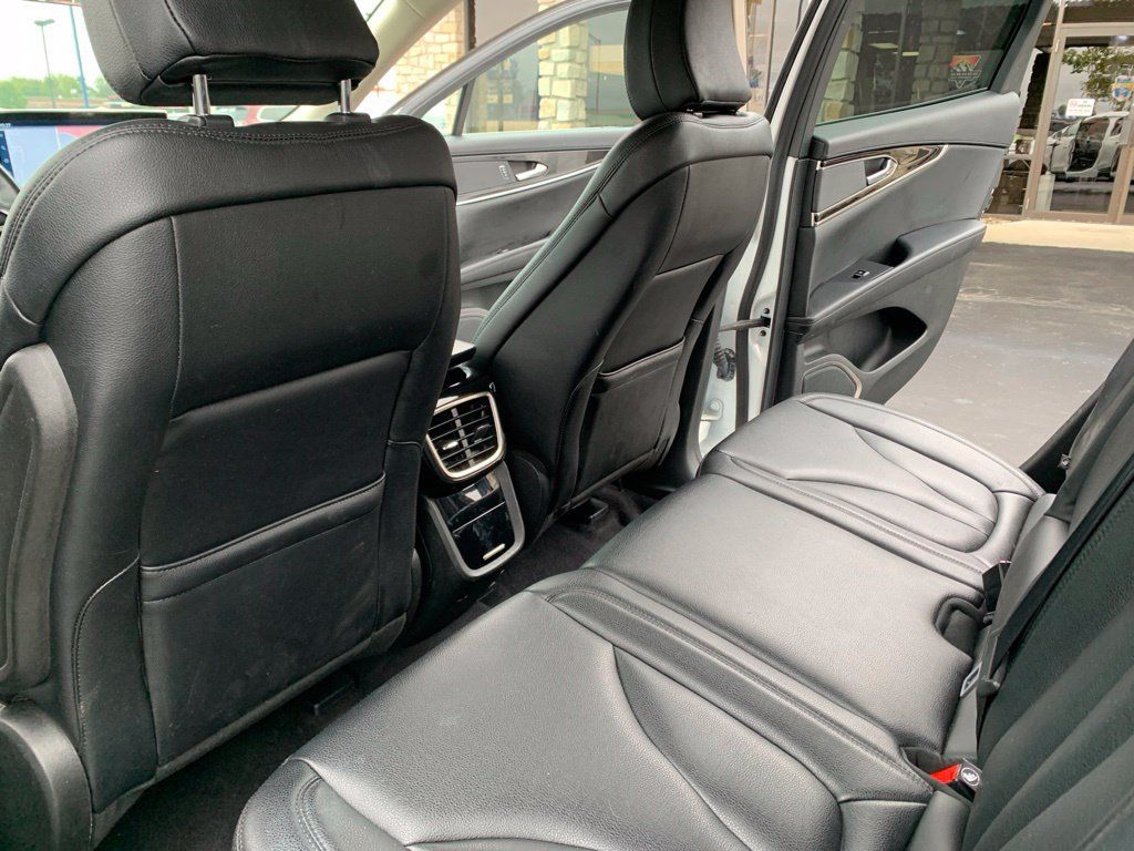 Used 2023 Lincoln Nautilus AWD w/ Premium Package image 29