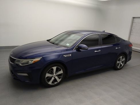 Used 2020 Kia Optima S image 2
