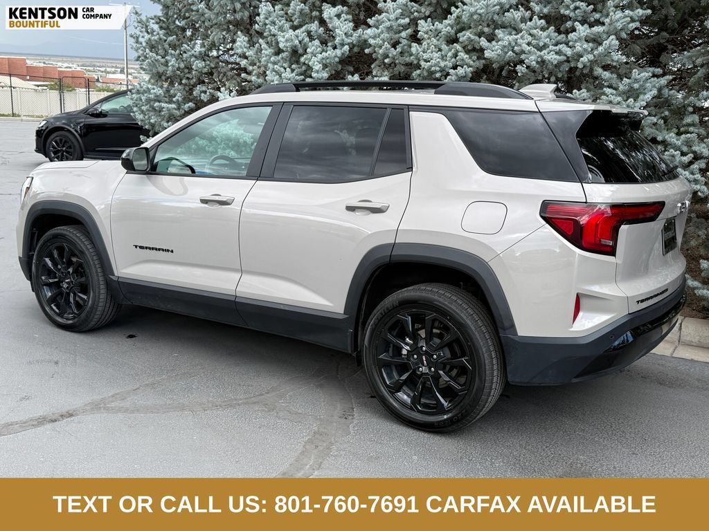 Used 2026 GMC Terrain Elevation w/ Elevation Premium Package AWD/4WD image 4