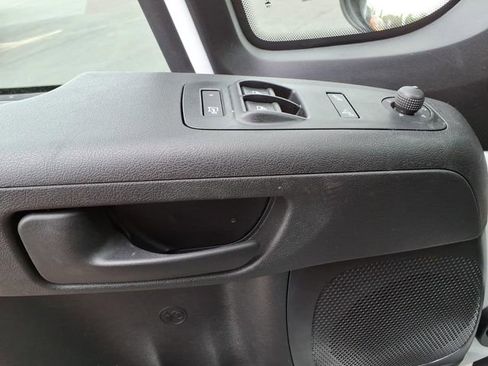 Used 2024 RAM ProMaster 3500 w/ Safety Group FWD image 11