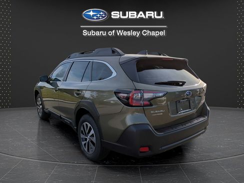 Used 2025 Subaru Outback Premium AWD/4WD image 7