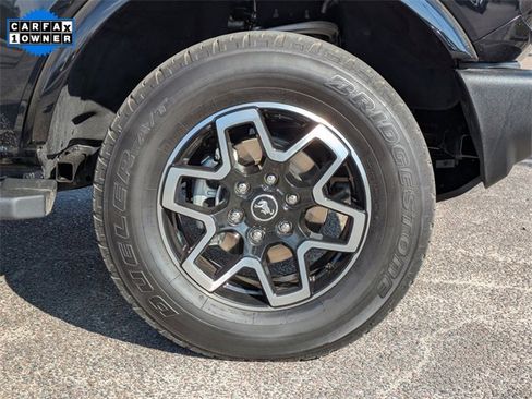 Used 2024 Ford Bronco Outer Banks image 10