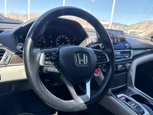 Used 2022 Honda Accord EX-L image 19