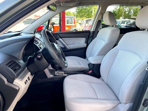 Used 2015 Subaru Forester 2.5i Premium AWD/4WD image 9