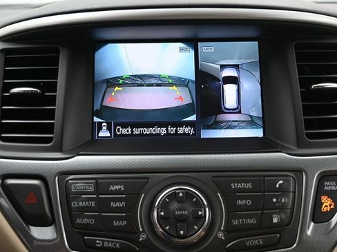 Used 2020 Nissan Pathfinder SL w/ Cargo Package AWD/4WD image 26