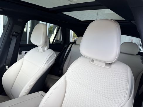 New 2026 Mercedes-Benz GLC 350e 4MATIC image 24