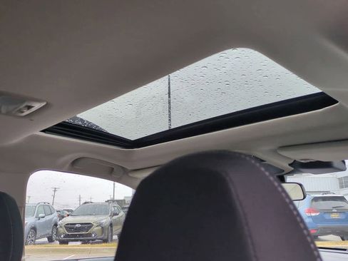 Used 2023 Subaru Outback Premium image 21